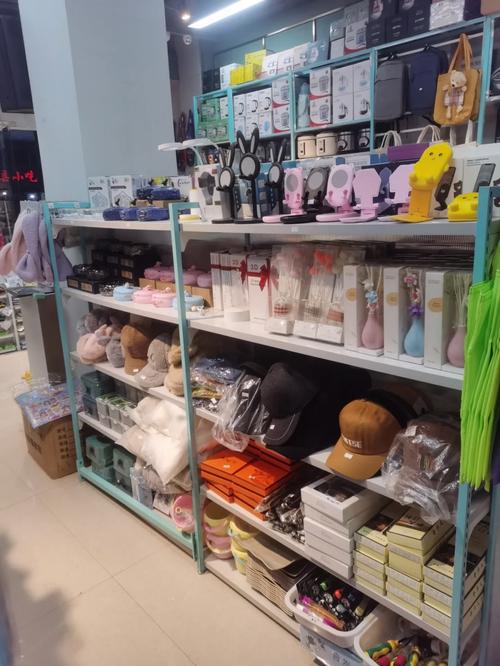 一站式便利購 中東路小百貨批發(fā)零售店，滿足您的日常所需